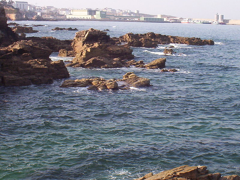 File:Puerto-burela.jpg