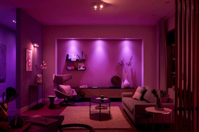 Philips Hue vs LIFX: Which Should You Buy? image - Philips-Hue