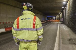 VolkerLaser Woodhouse Tunnel Project over 2m Specialists 2016
