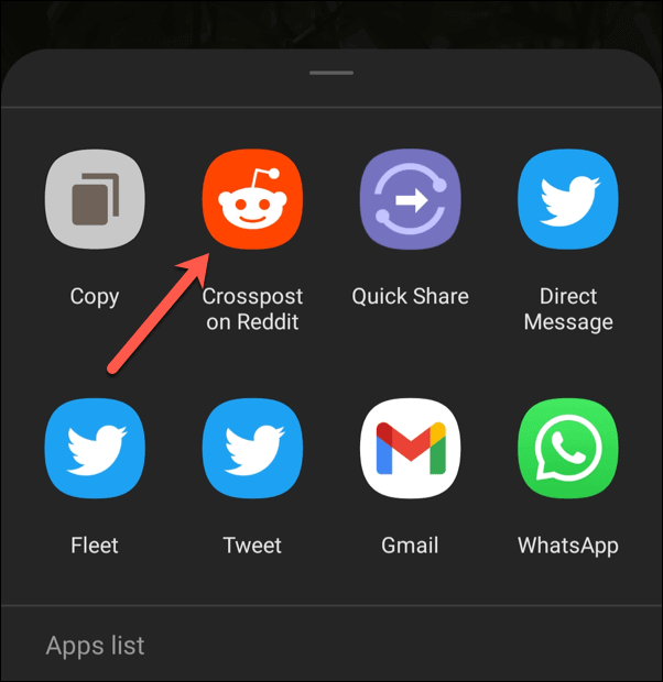 How to Crosspost on Reddit in the Mobile App image 3 - Reddit-Mobile-Crosspost-Option