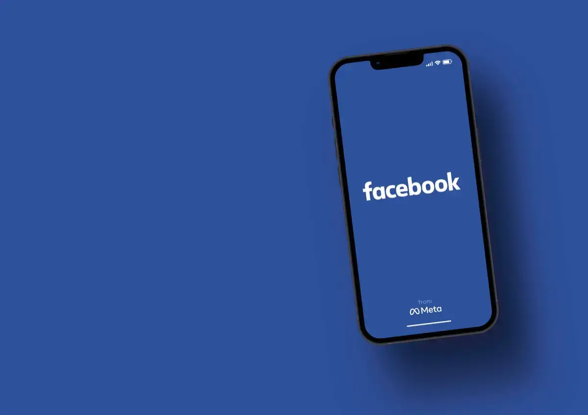 facebook on iphone